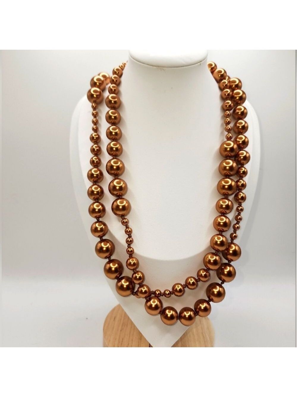 Isaac Mizrahi Live! Graduated Simulated Pearl Necklace NWOT - Picture 1 of 8